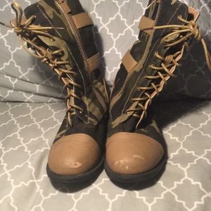 Camo boots